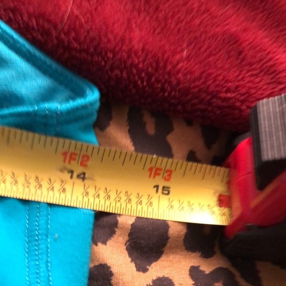 Lululemon Athletica large V-neck tank top turquoise built in bra mesh detail - Picture 7 of 14